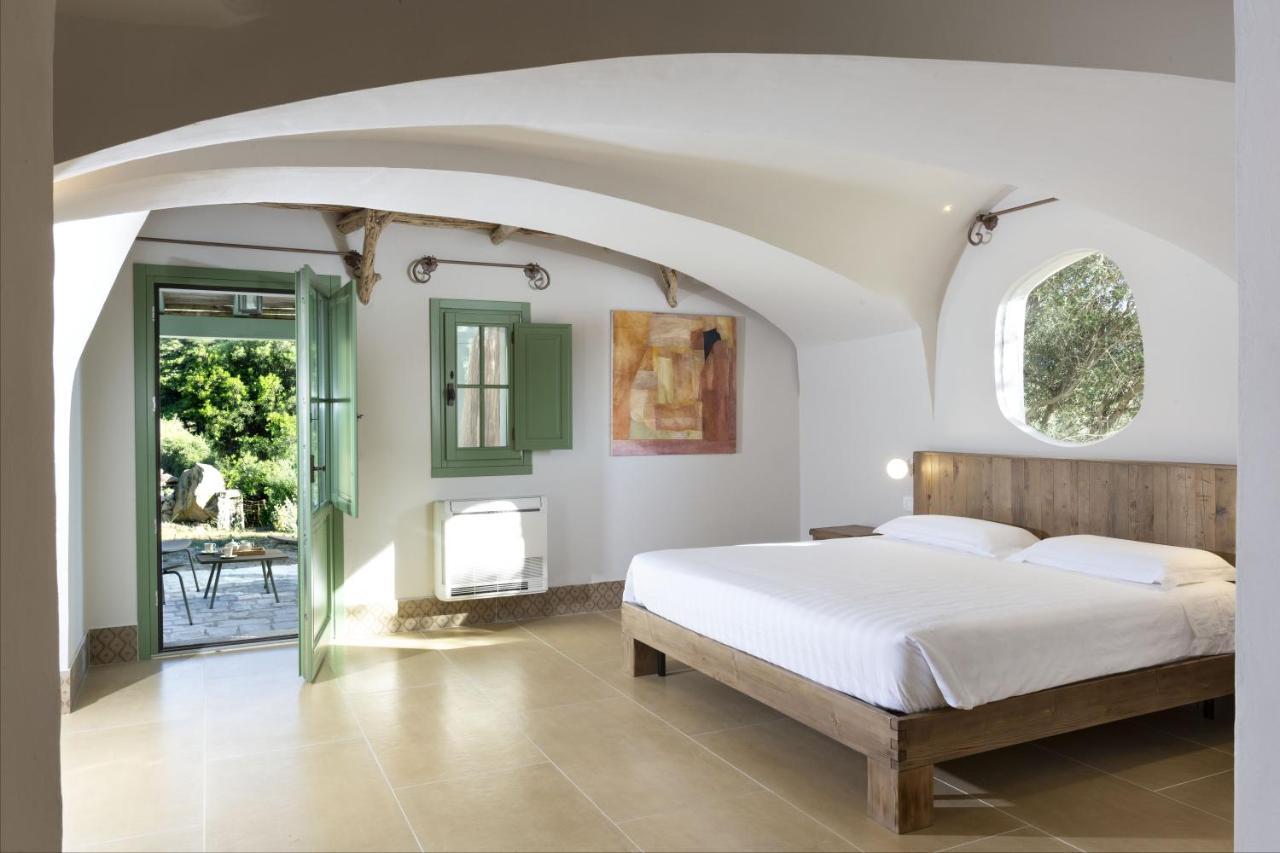 Gallicantu Stazzo Retreat Luogosanto Екстер'єр фото