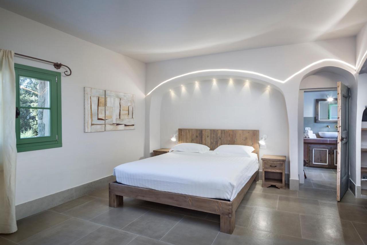 Gallicantu Stazzo Retreat Luogosanto Екстер'єр фото